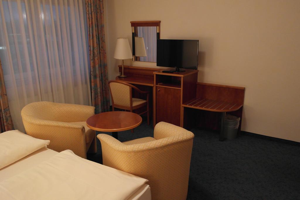 Hotel Jahnhaus Langenfeld (North Rhine-Westphalia) Quarto foto